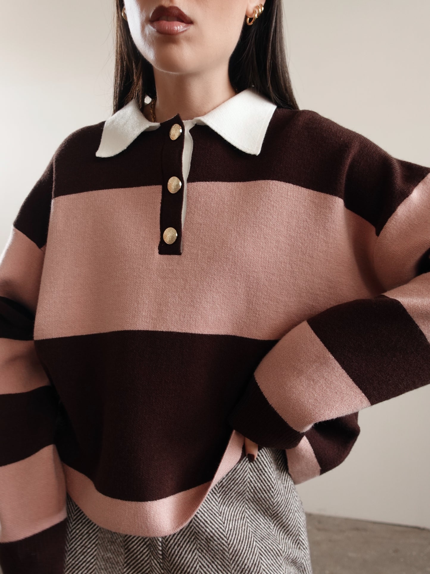 MAGLIONCINO A FASCE CON BOTTONI ORO - ROSA/MARRONE 7959