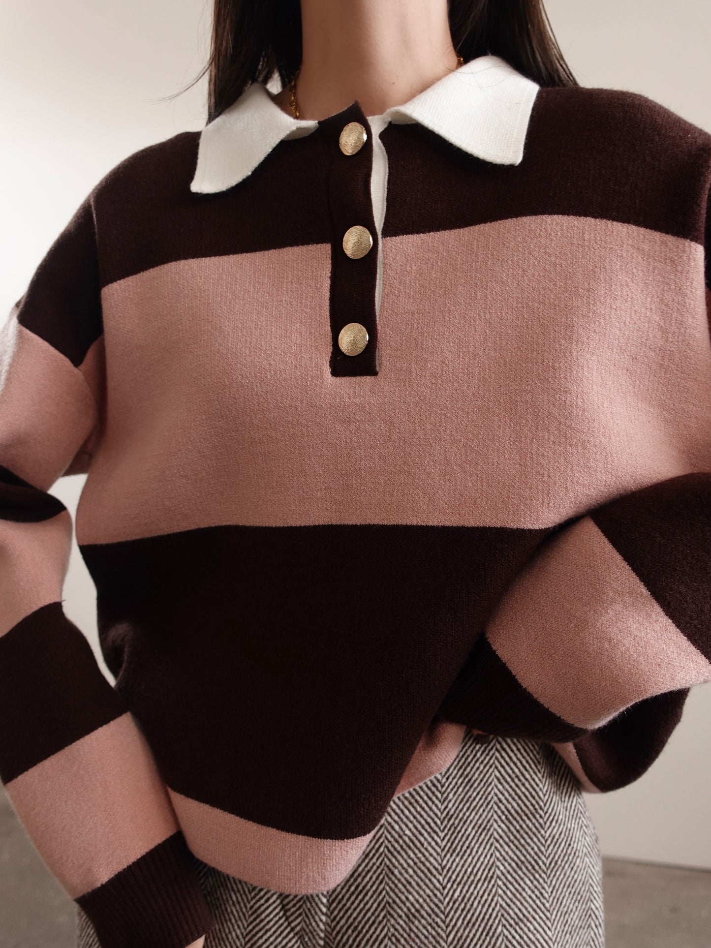 MAGLIONCINO A FASCE CON BOTTONI ORO - ROSA/MARRONE 7959