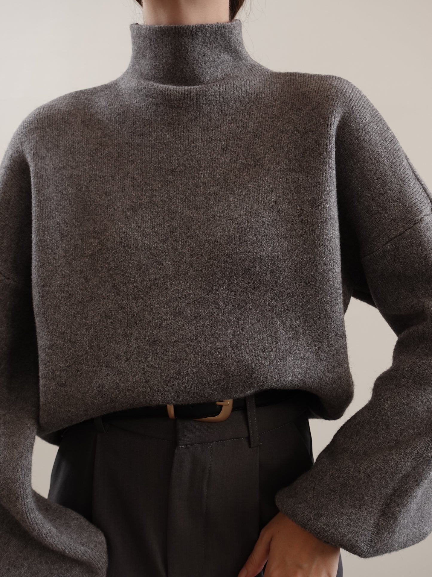 MAGLIONCINO MEZZO COLLO CON MANICA A SBUFFO - GRIGIO 5179