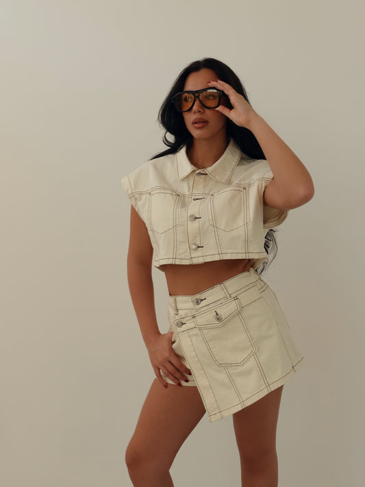 COORDINATO IN DENIM CON IMPUNTURE A CONTRASTO - BURRO 51550
