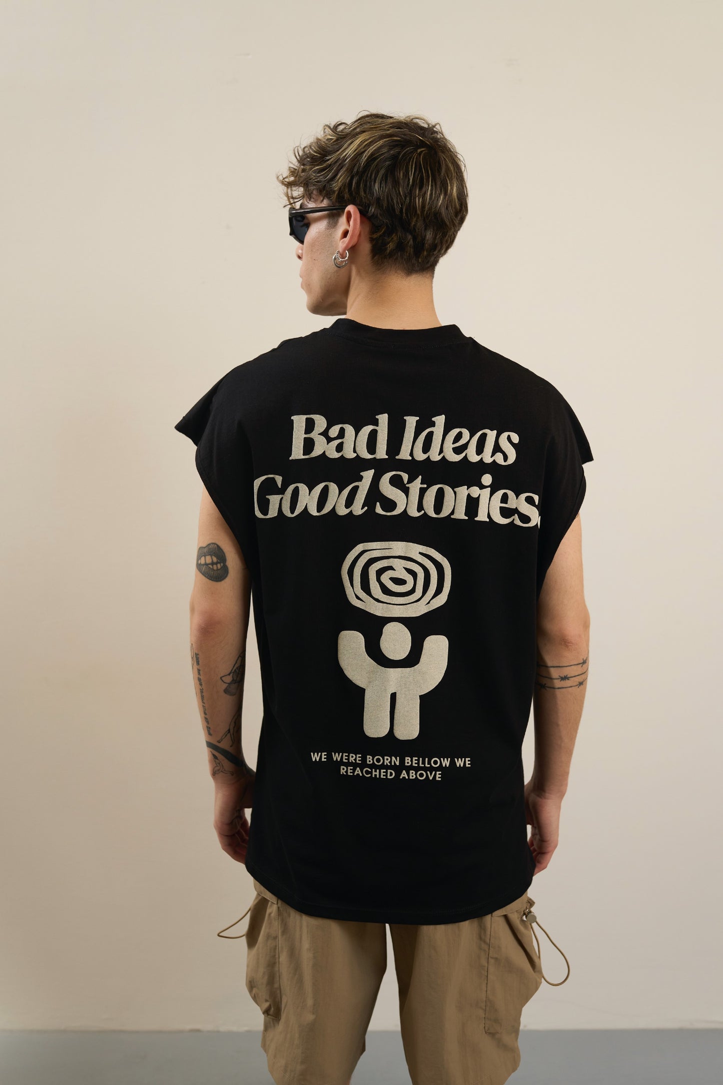 T-SHIRT GIROMANICHE BAD IDEAS, GOOD STORIES - NERO M-129