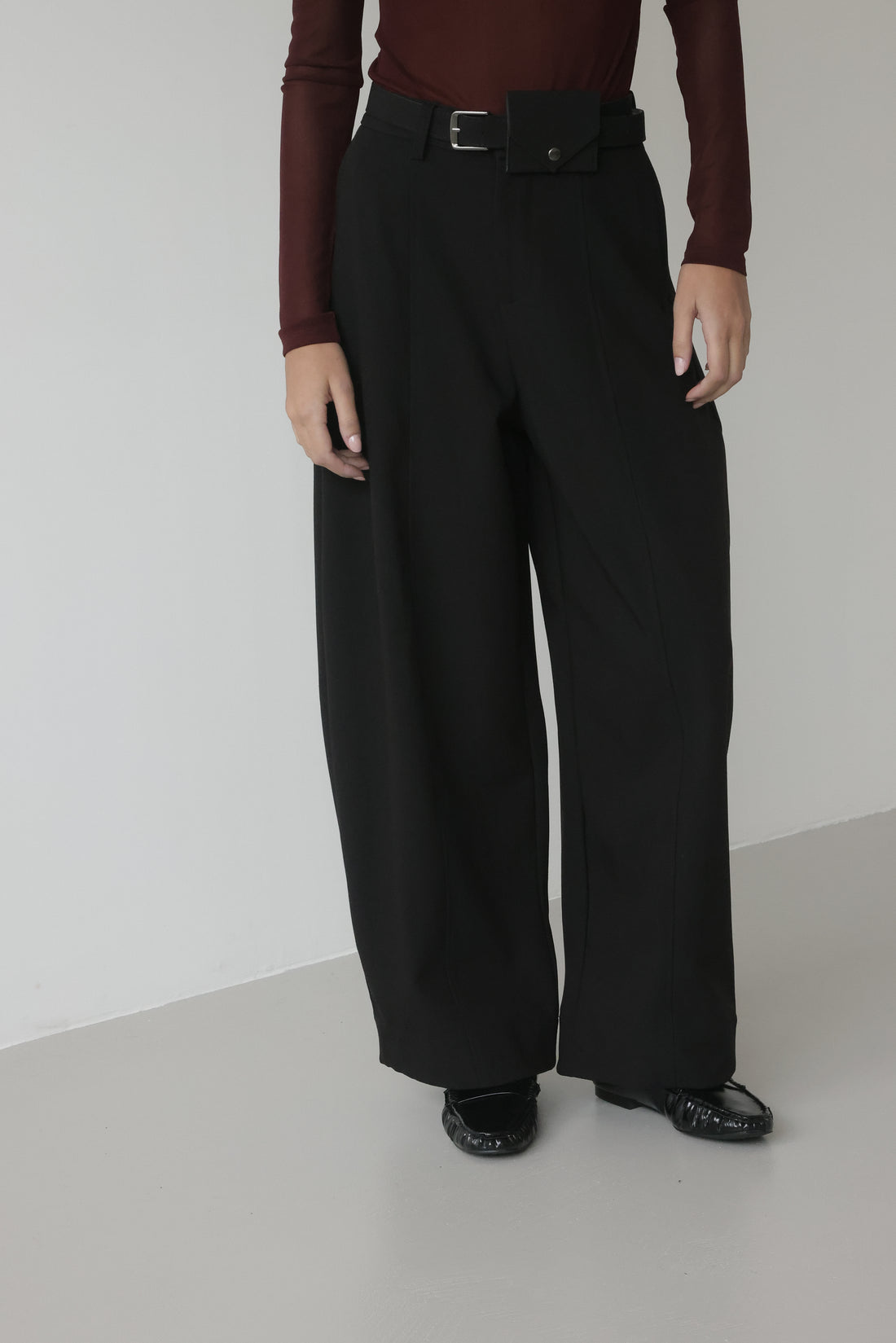 PANTALONI BALLOON CON CINTURINO - NERO 16661