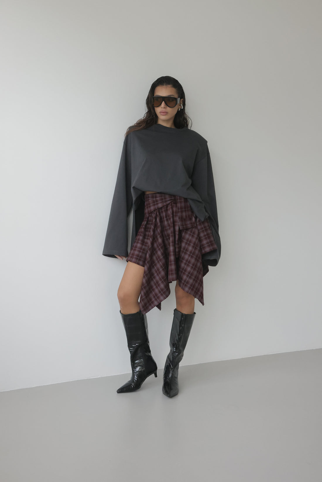 LONG SLEEVE CON SPALLINE E SPACCHI LATERALI - PIOMBO