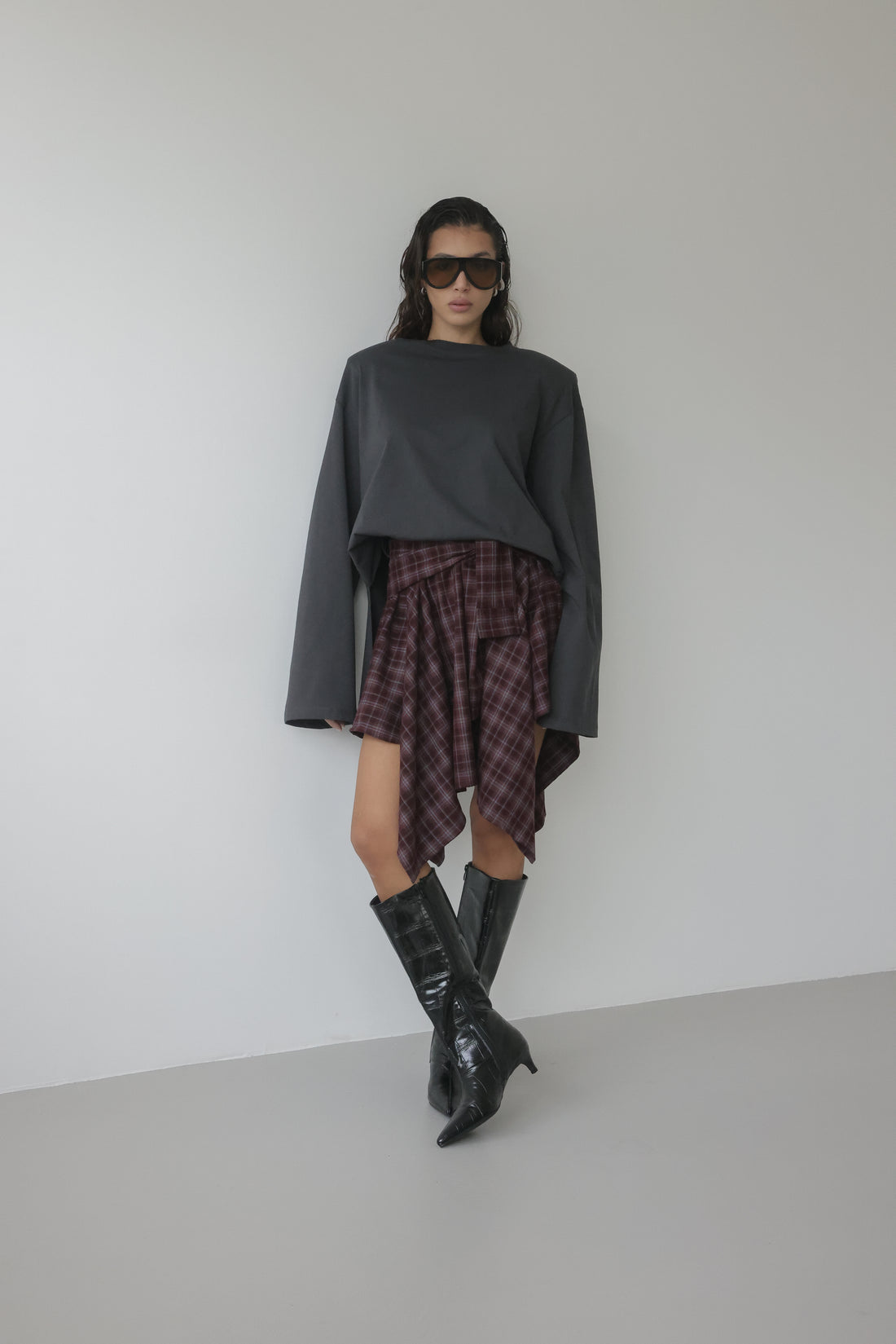 LONG SLEEVE CON SPALLINE E SPACCHI LATERALI - PIOMBO