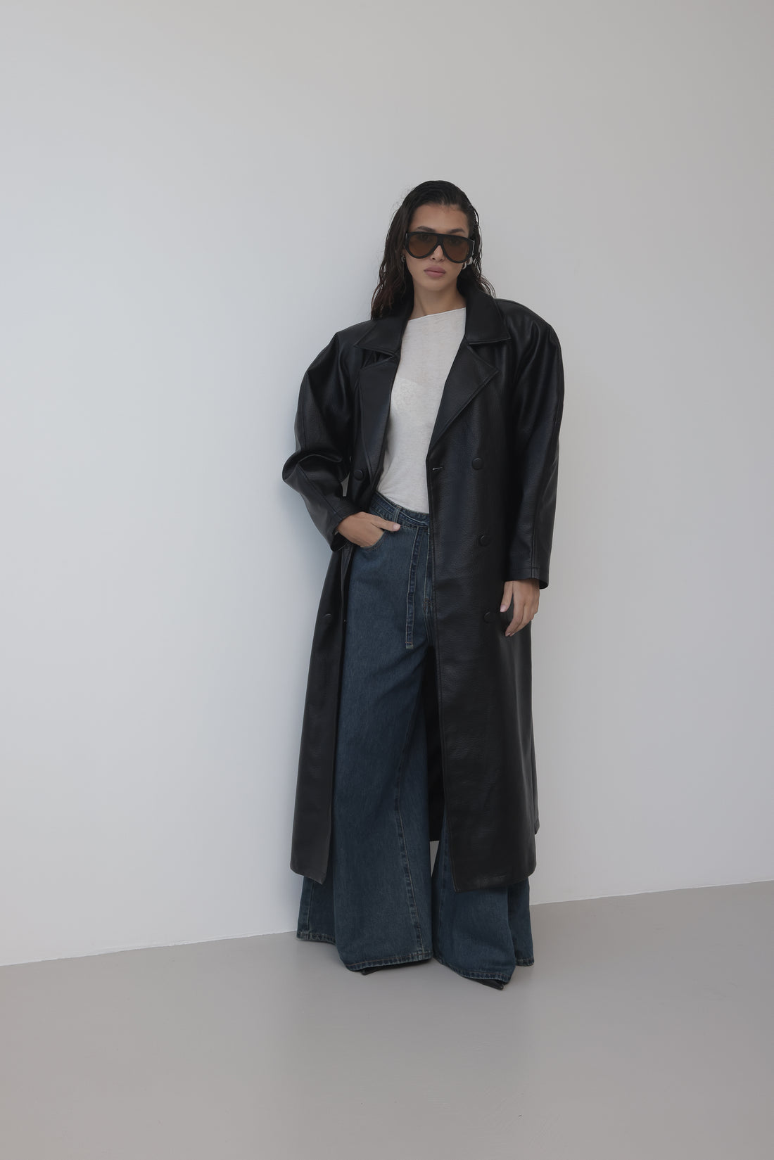TRENCH LUNGO IN ECOPELLE CON MANICA BALLOON - NERO 9025