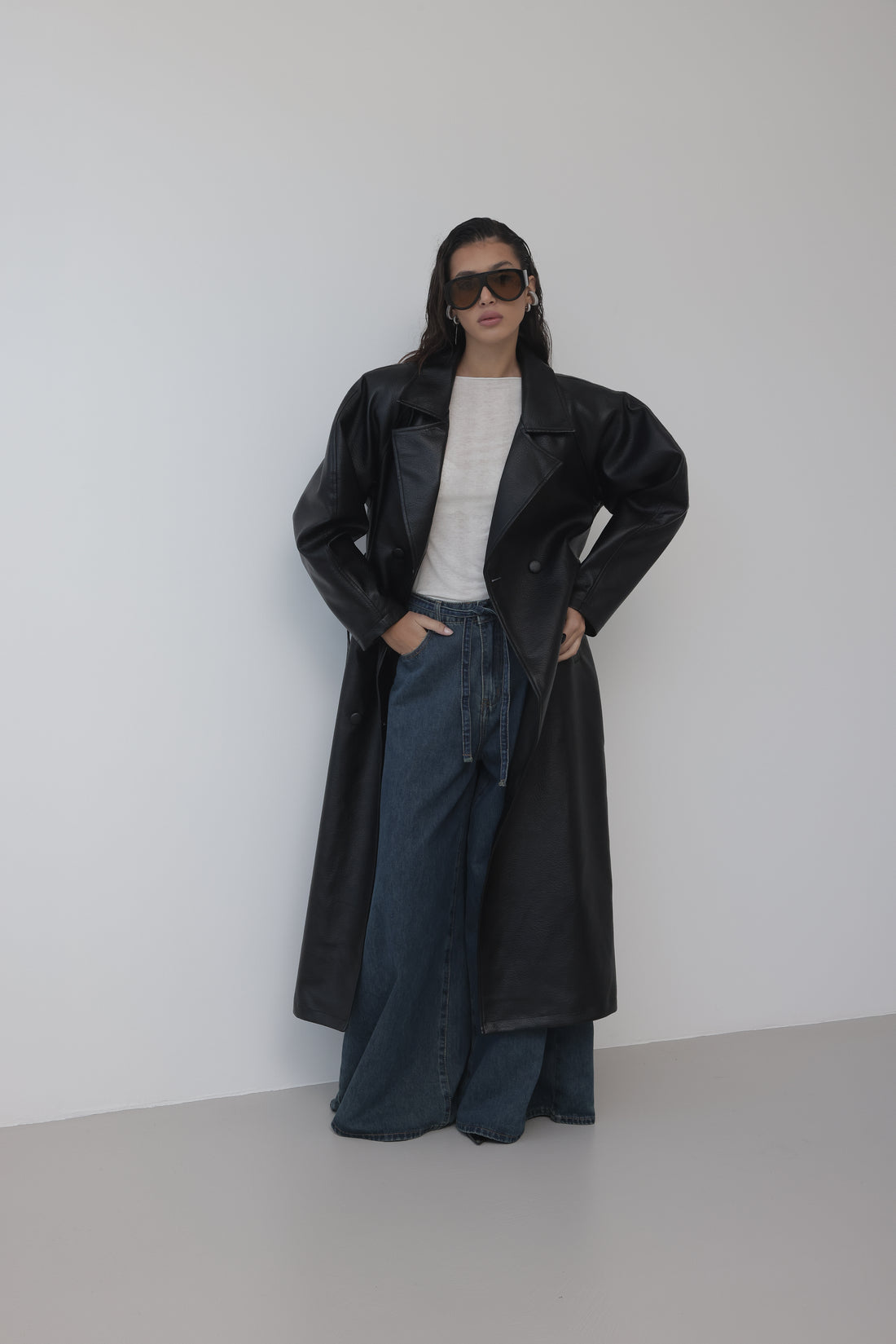 TRENCH LUNGO IN ECOPELLE CON MANICA BALLOON - NERO 9025
