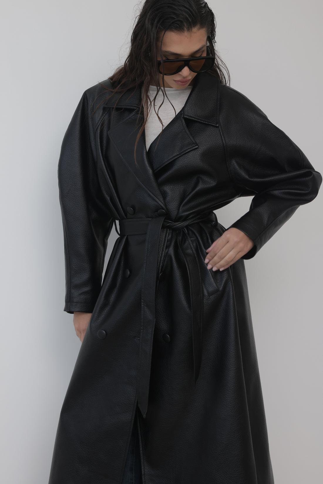 TRENCH LUNGO IN ECOPELLE CON MANICA BALLOON - NERO 9025