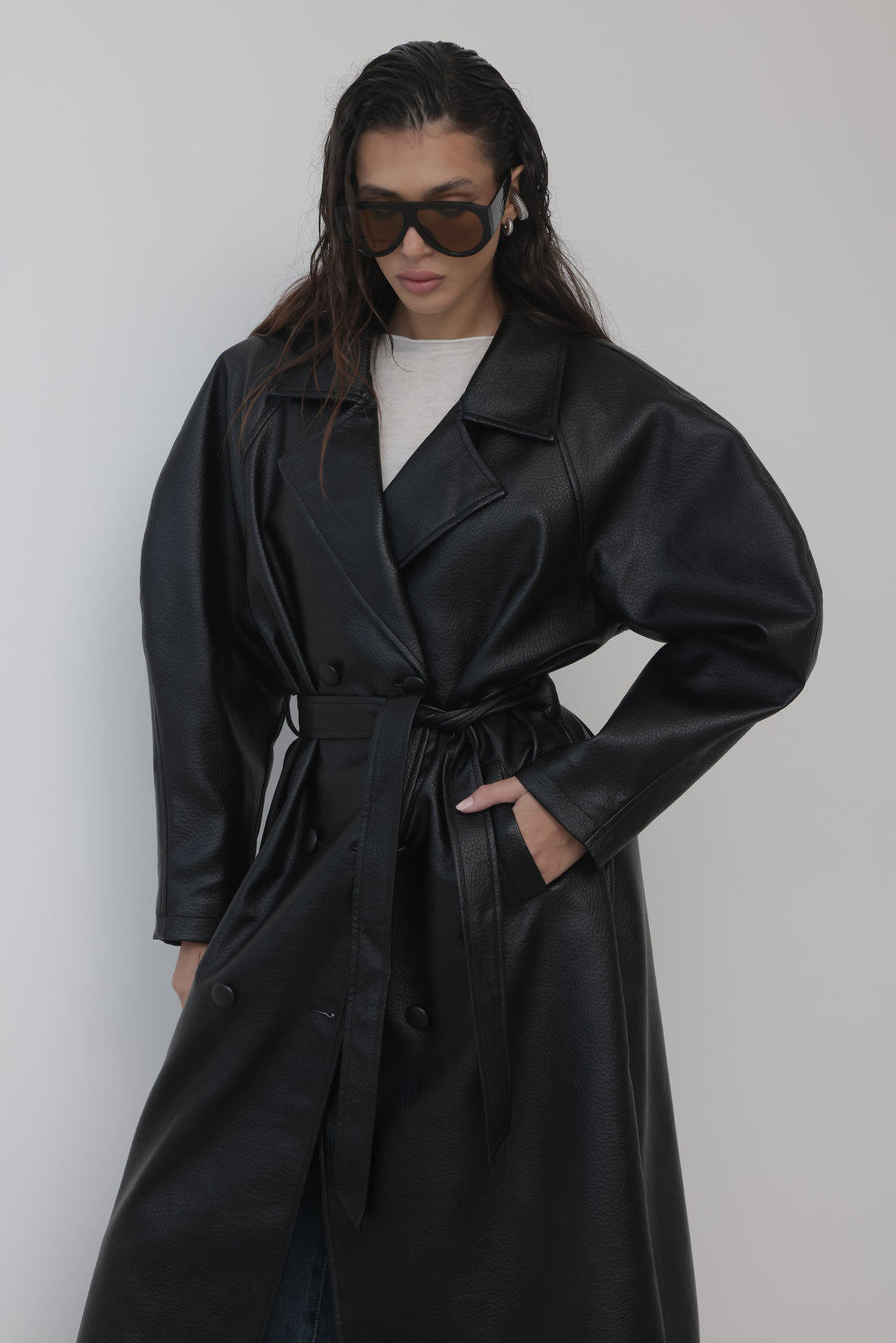TRENCH LUNGO IN ECOPELLE CON MANICA BALLOON - NERO 9025