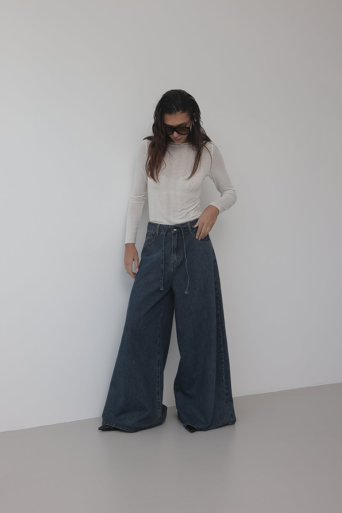 JEANS GAMBA AMPIA CON CINTURINO - LAVAGGIO MEDIO 2262