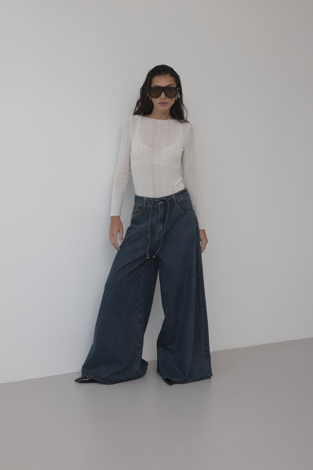 JEANS GAMBA AMPIA CON CINTURINO - LAVAGGIO MEDIO 2262