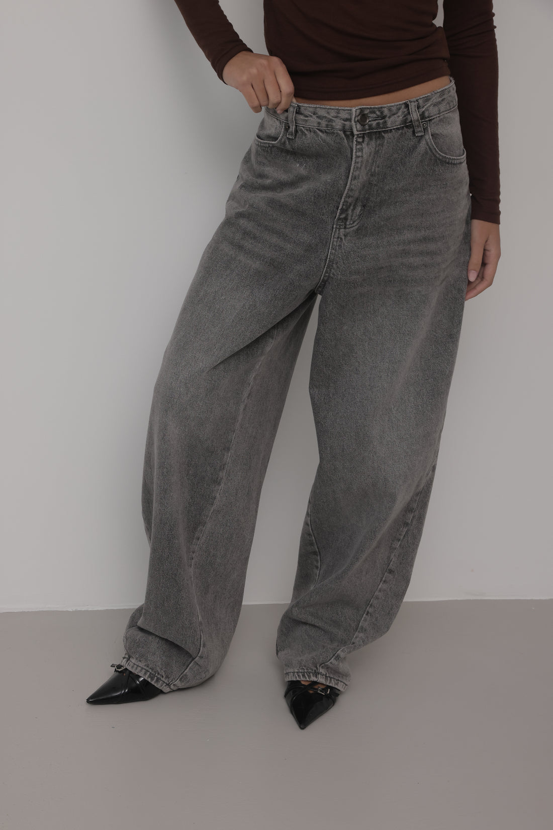 JEANS BALLOON FIT GREY - 3847