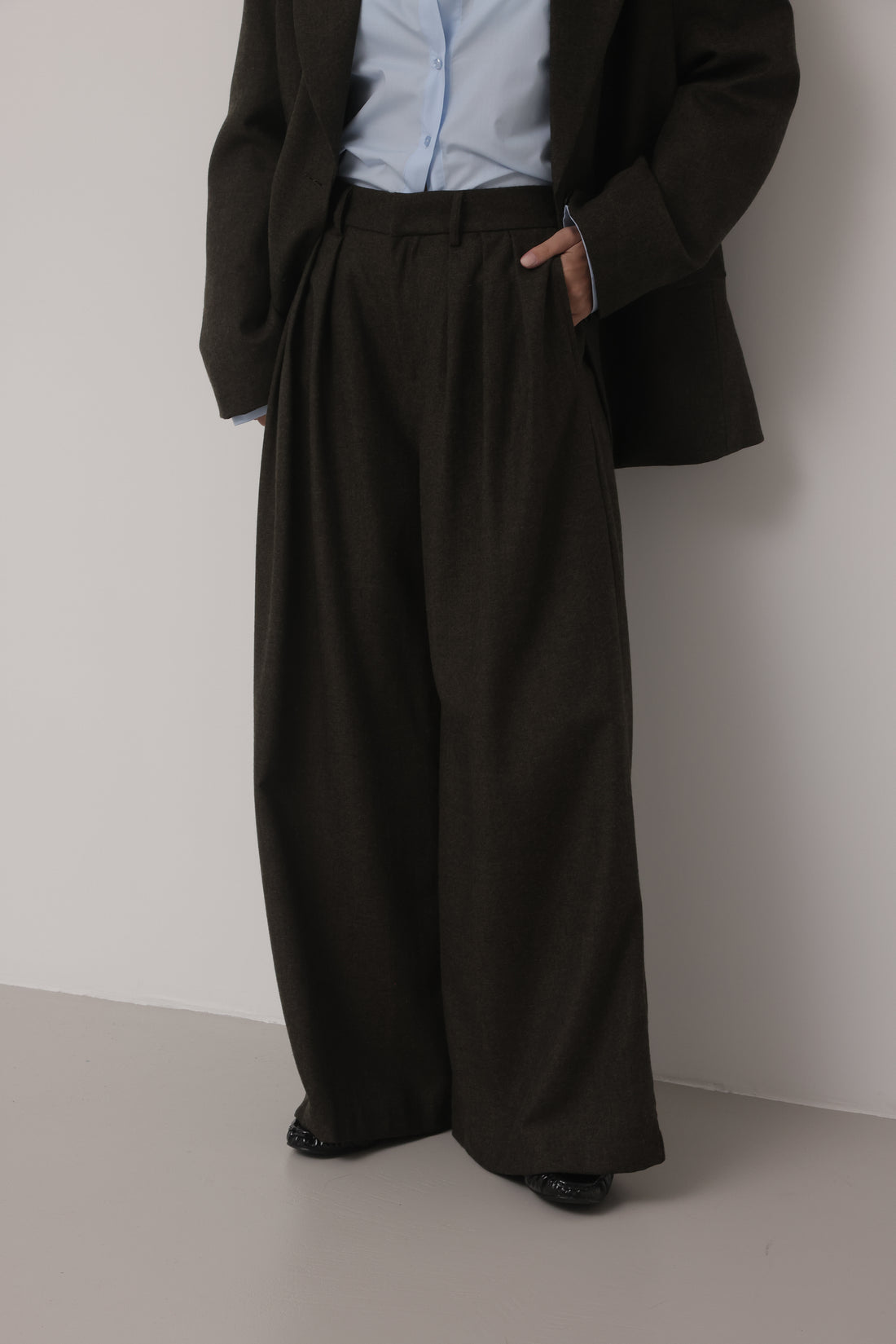 TAILLEUR IN LANA DOWNTOWN STREET - VERDE HAR031